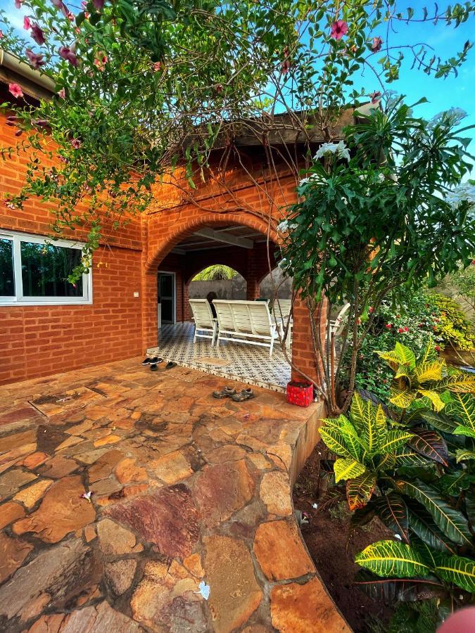 Maison Charlotte Forever Chambre D'Hotes Chez Un Couple Belgo Togolais Ломе Екстериор снимка